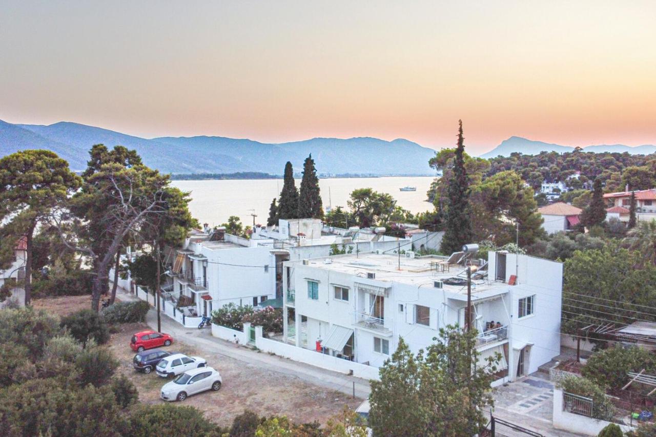 Summer Feel Suites Πόρος Εξωτερικό φωτογραφία