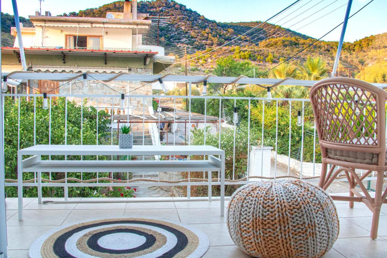 Summer Feel Suites Πόρος Εξωτερικό φωτογραφία