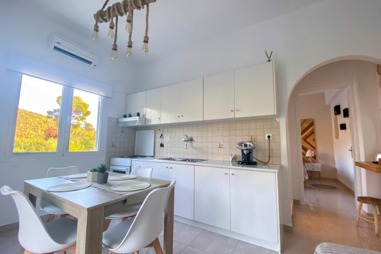 Summer Feel Suites Πόρος Εξωτερικό φωτογραφία