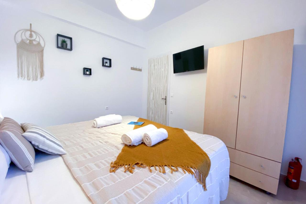 Summer Feel Suites Πόρος Εξωτερικό φωτογραφία