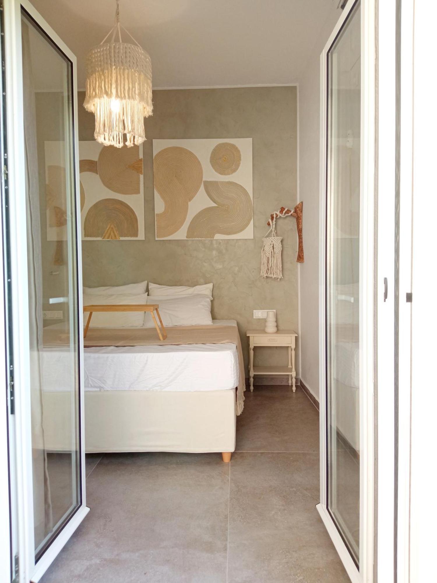 Summer Feel Suites Πόρος Εξωτερικό φωτογραφία