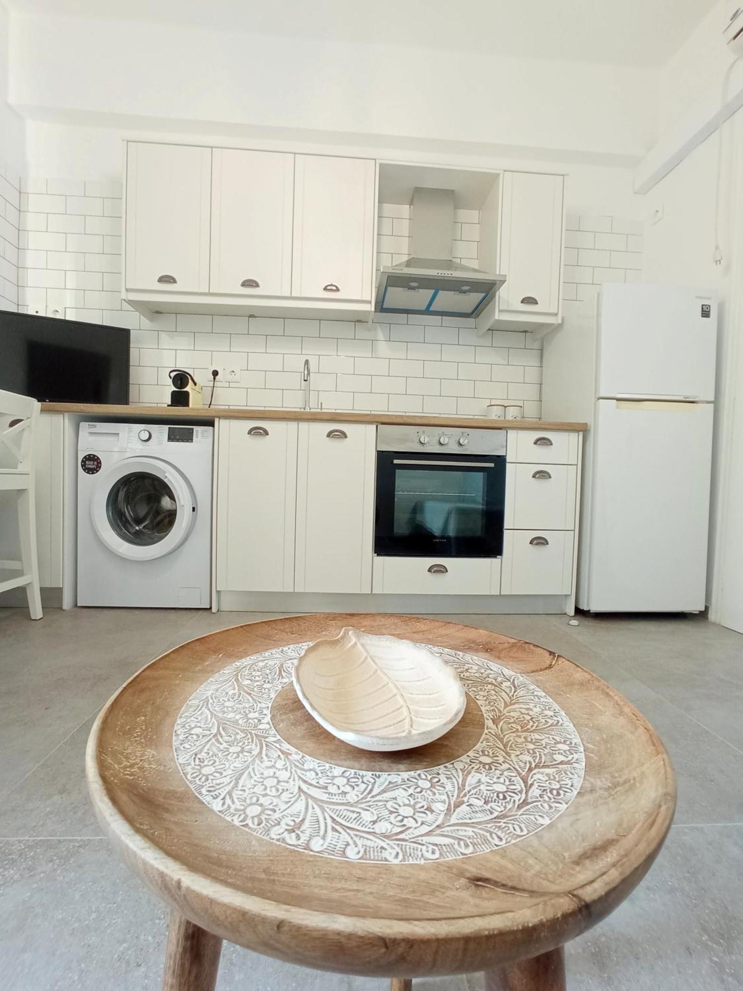 Summer Feel Suites Πόρος Εξωτερικό φωτογραφία